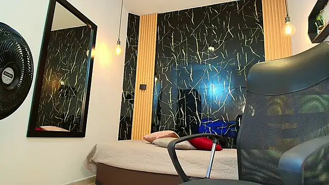 ValeriHot 1 online show from May 13, 2:52 am