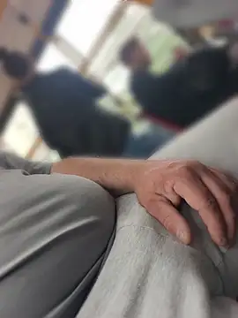 PublicMarekFlashDick online show from May 7, 5:40 am