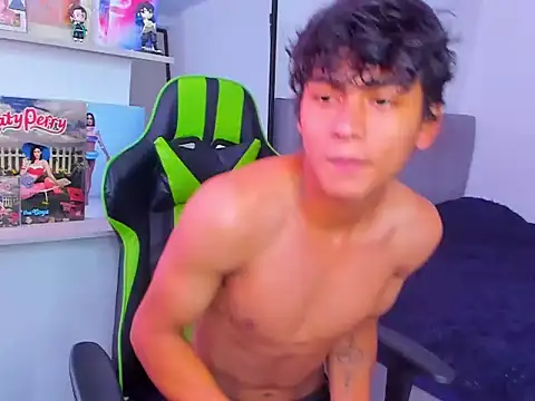 PaulTallx online show from May 5, 5:57 pm
