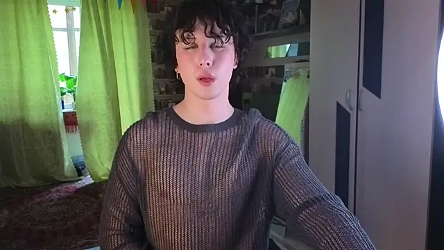 AdrianChill online show from May 5, 9:33 am