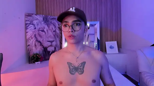 NicoKinggs  online show from May 6, 8:31 pm