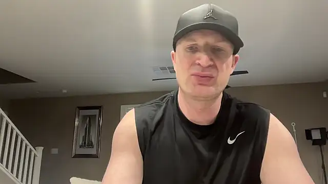 Naughty Ken Barbie-69 online show from May 7, 1:27 am