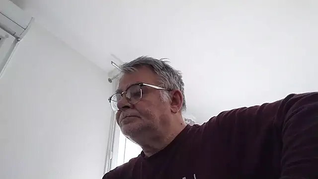 oura online show from May 13, 7:16 am