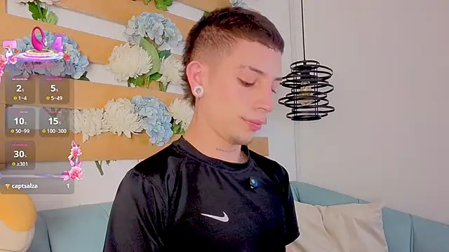 Luca Prince  online show from April 27, 4:09 am