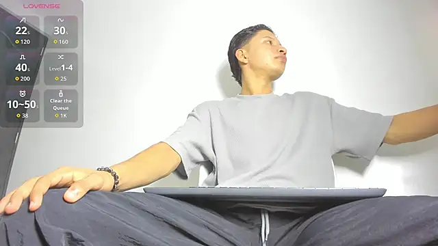 thiago bigcock 1 online show from July 5, 1:20 am