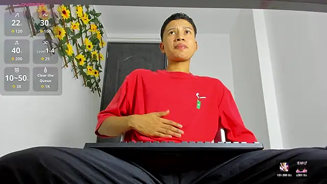 thiago bigcock 1 online show from June 24, 2:03 am