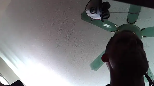 strokingjoe14585 online show from May 17, 1:51 pm