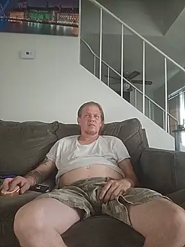 yourMasterisBored online show from July 28, 2:13 pm