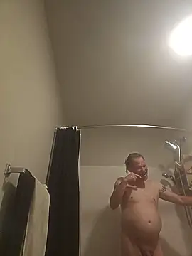 yourMasterisBored online show from May 31, 1:32 pm