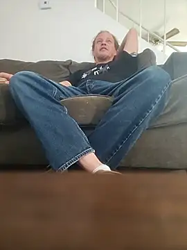 yourMasterisBored online show from July 31, 2:16 pm