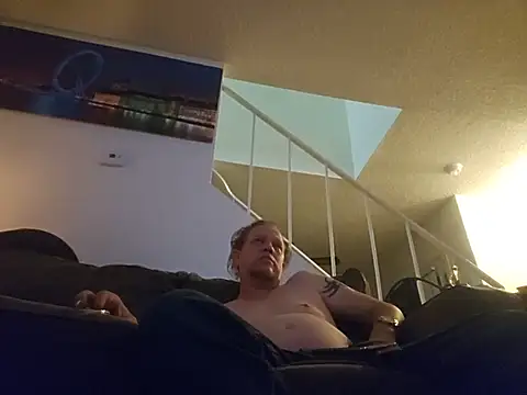 yourMasterisBored online show from July 3, 3:23 am