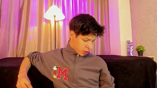 Ethan qop online show from May 6, 11:22 am