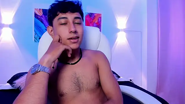 Vezzx online show from May 11, 6:38 pm