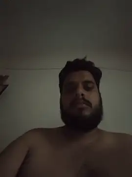 shubham19988 online show from June 4, 10:38 pm