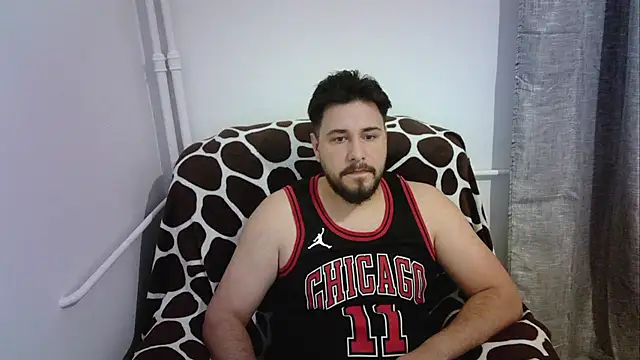 Gianiboy99 online show from May 14, 10:52 pm