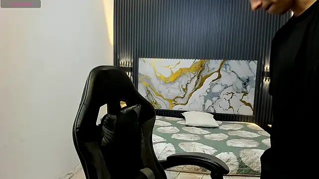 AdrianFranko online show from May 11, 1:13 pm