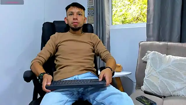 Steban silv online show from May 16, 12:58 pm