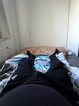 OssiBigCum online show from May 14, 5:11 pm