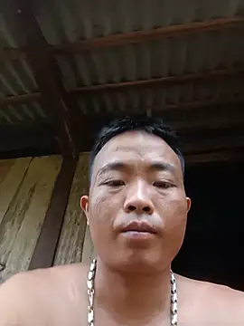 boy-pho- online show from July 18, 9:58 am