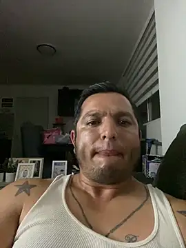 HOTB0Y18 online show from May 21, 7:15 am