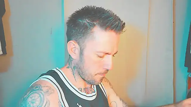 SkylarrGrey online show from May 14, 3:59 am