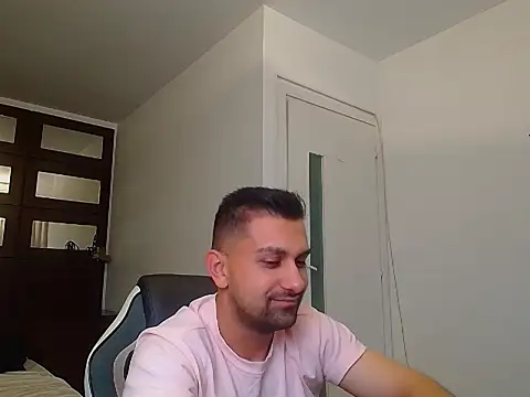 BryceReign online show from May 9, 5:41 am