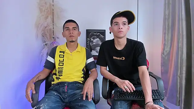 your d0ll1 online show from July 18, 8:25 pm