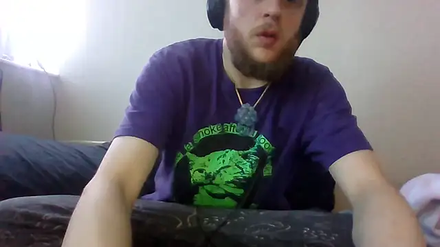 alejandro69420 online show from May 24, 3:29 pm