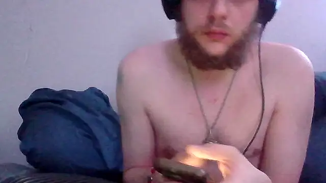 alejandro69420 online show from April 25, 11:02 pm