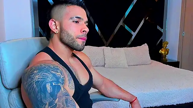 Raytorres online show from May 5, 1:51 am