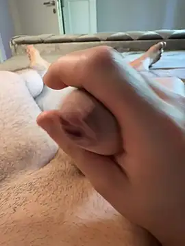 lorenzz122 online show from July 18, 9:26 am
