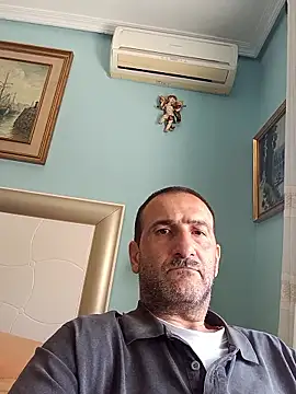 DanTrov79 online show from May 18, 11:16 am