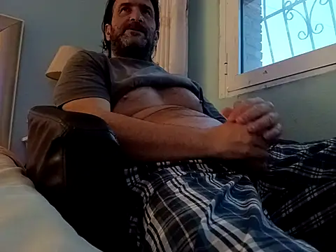 DanTrov79 online show from May 8, 7:03 pm