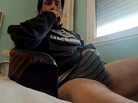 DanTrov79 online show from April 28, 7:57 am