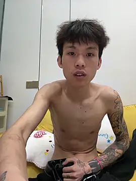 zzzzppp3 online show from April 21, 2:51 am