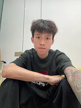 zzzzppp3 online show from April 21, 1:42 am