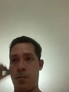 Gabriel leon33 online show from April 25, 5:21 am