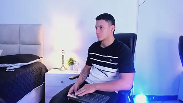 Chriss Diamond online show from May 31, 8:21 pm