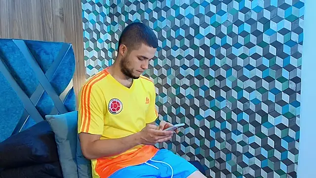 Joaho Fernandez online show from June 23, 9:07 pm
