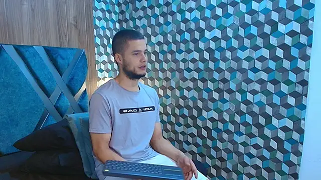 Joaho Fernandez online show from June 24, 9:17 pm