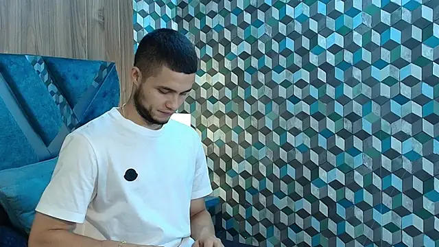 Joaho Fernandez online show from July 22, 8:56 pm