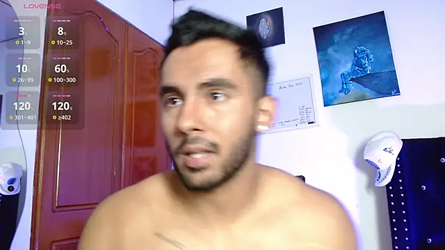 romanpearce  online show from June 19, 9:08 pm