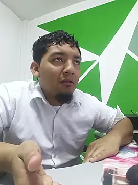 Itsdavidxxx online show from July 18, 12:43 pm