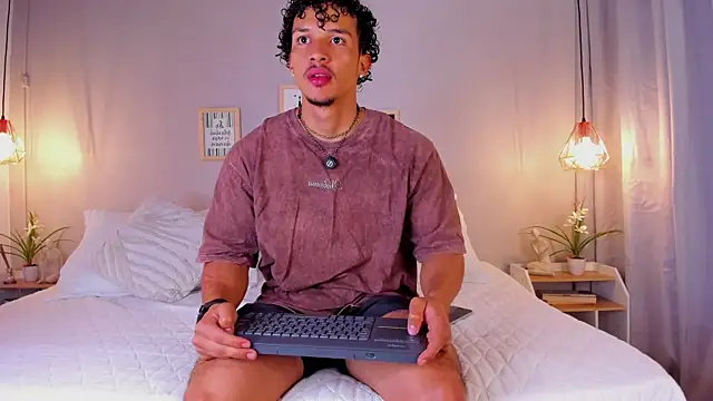 dominik drake online show from July 7, 12:20 pm