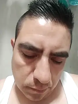 Manuel3910 online show from May 12, 4:21 am
