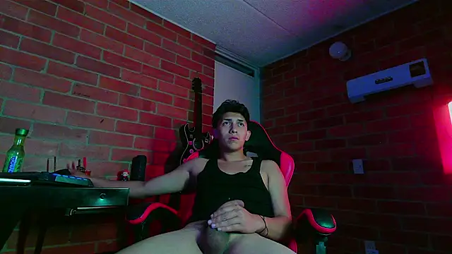 ethann2  online show from June 2, 6:58 am