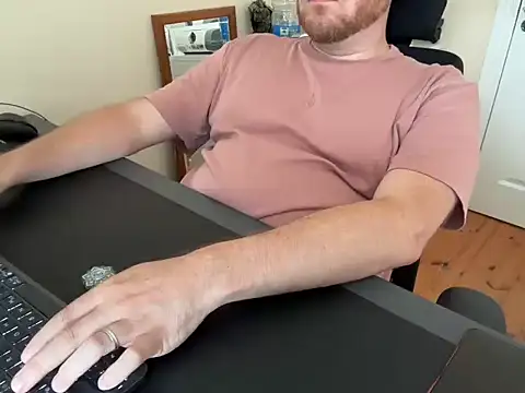 JohnLong84 online show from June 26, 2:52 pm