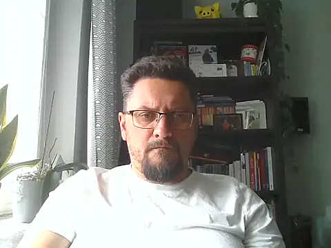 19cmSlave online show from July 23, 9:28 am