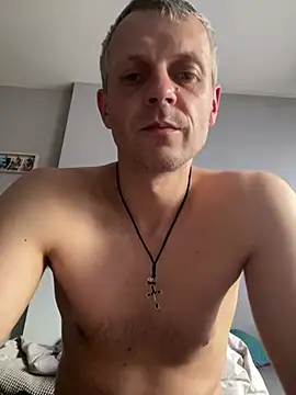 ChiefApron5 online show from May 12, 4:15 pm