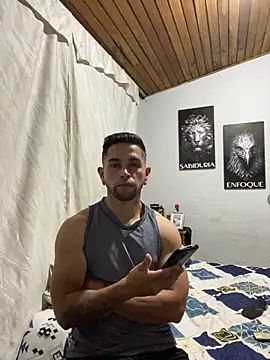 Sexmuscle17 online show from June 1, 2:01 am